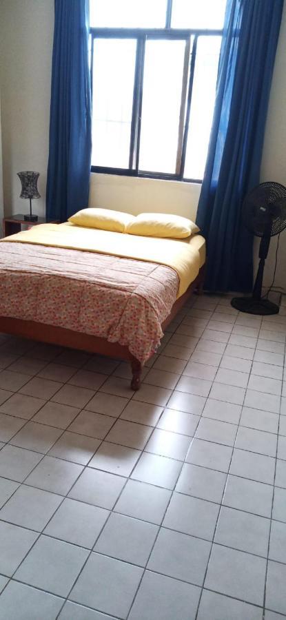 Hostal Iberia Талара Екстер'єр фото